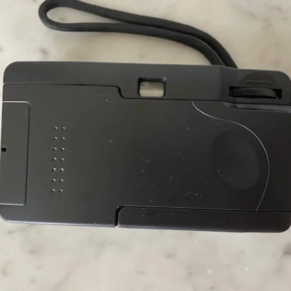 KODAK 35 MM Film Camerawith Flash  Silver Gray